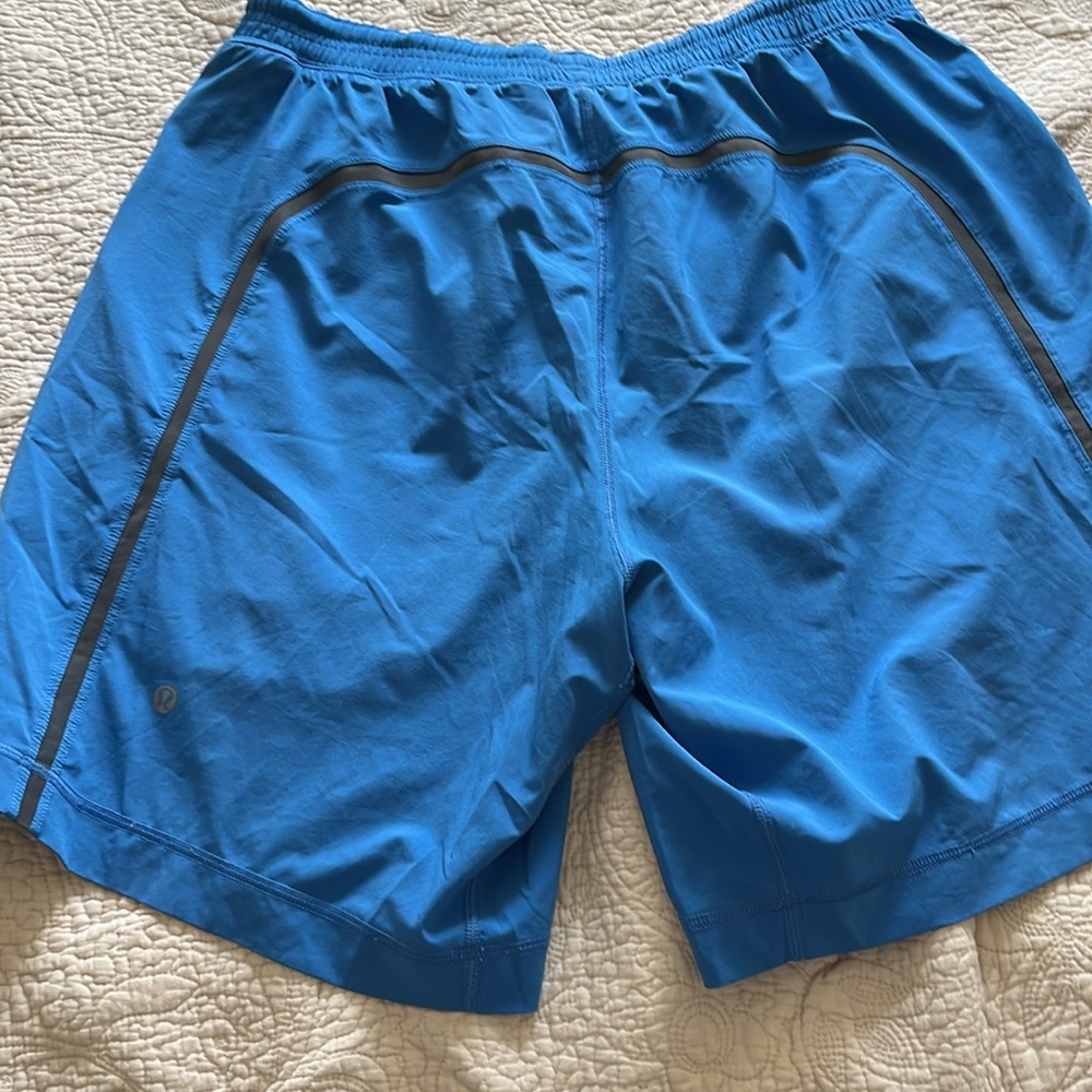 lululemon - Picture 2 of 3